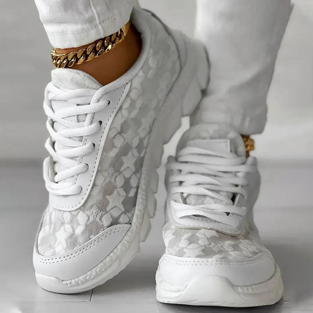 CHARLOTTE – EFFORTLESS BLOOM SNEAKERS