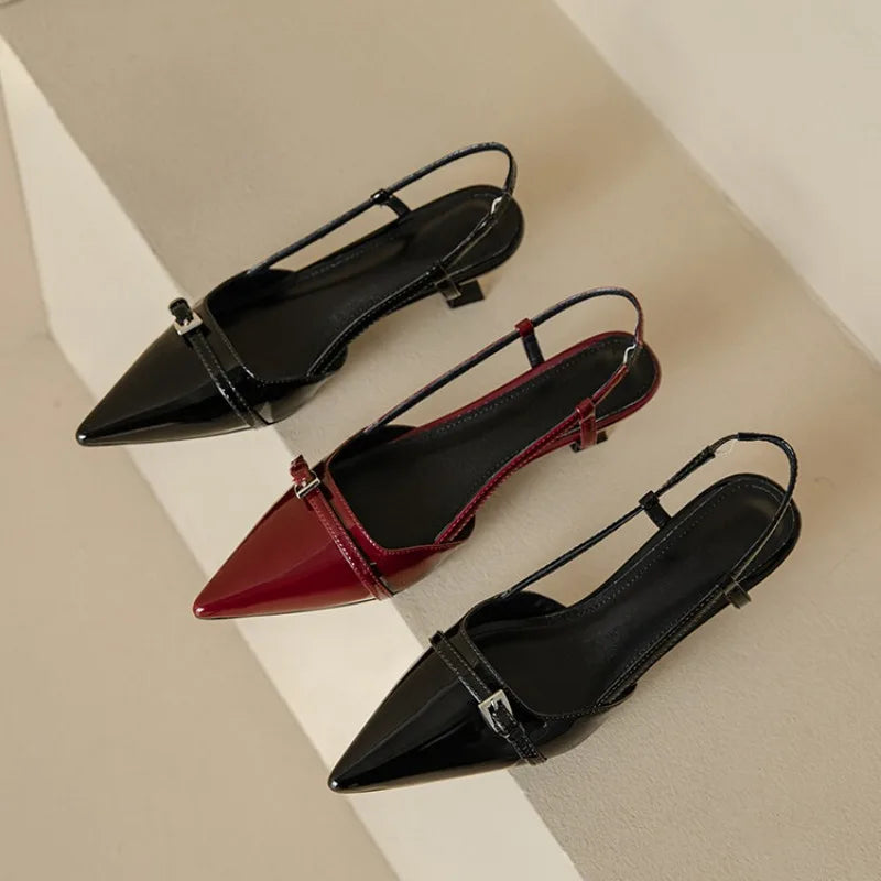 Eleganckie Szpilki Elvor z Motywem Kotka