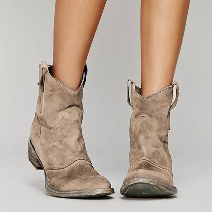 SOPHIA – WESTERN CHIC SUEDE BOOTS